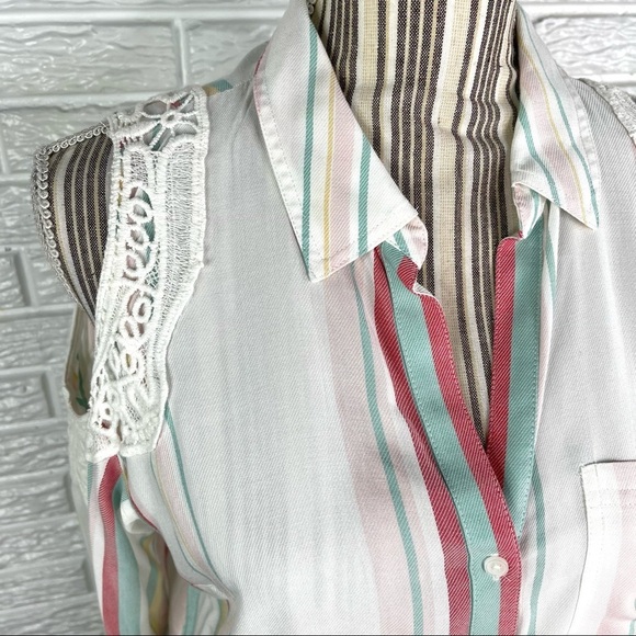Maurices Multicolored Striped Cold Shoulder Button Up Shirt Size Medium w/ Lace - Picture 3 of 10